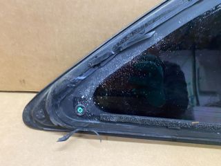 bontott AUDI A4 B8 Bal C Oszlop Oldalablak Üveg