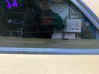 bontott AUDI A4 B8 Bal C Oszlop Oldalablak Üveg