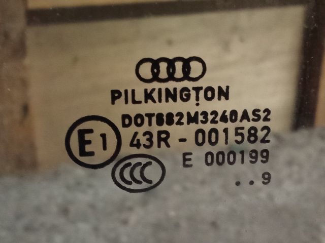 bontott AUDI A4 B8 Bal első Ablak