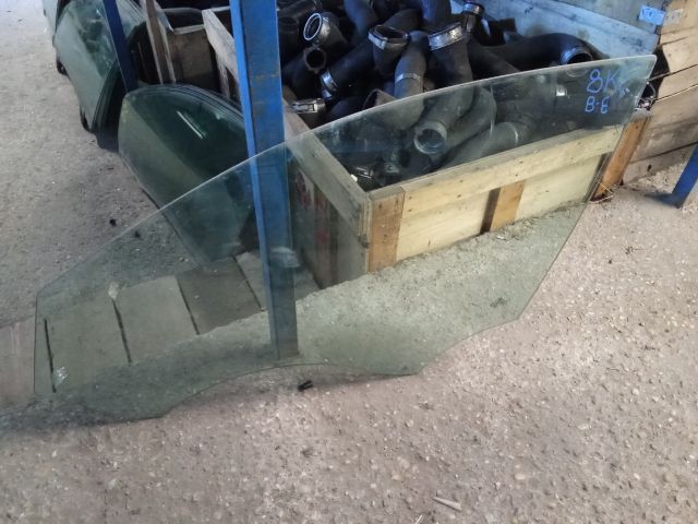 bontott AUDI A4 B8 Bal első Ablak