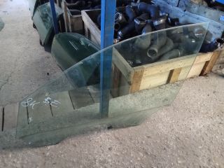 bontott AUDI A4 B8 Bal első Ablak