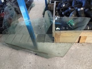 bontott AUDI A4 B8 Bal első Ablak