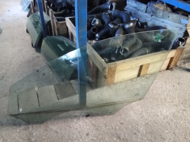 bontott AUDI A4 B8 Bal első Ablak