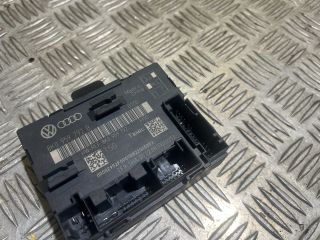 bontott AUDI A4 B8 Bal első Ablakemelő Elektronika