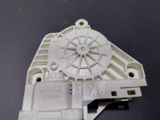 bontott AUDI A4 B8 Bal első Ablakemelő Motor