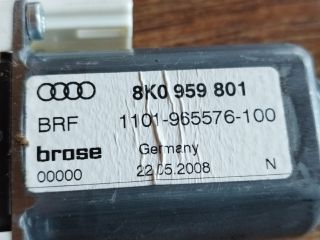 bontott AUDI A4 B8 Bal első Ablakemelő Motor