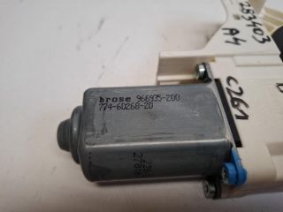 bontott AUDI A4 B8 Bal első Ablakemelő Motor