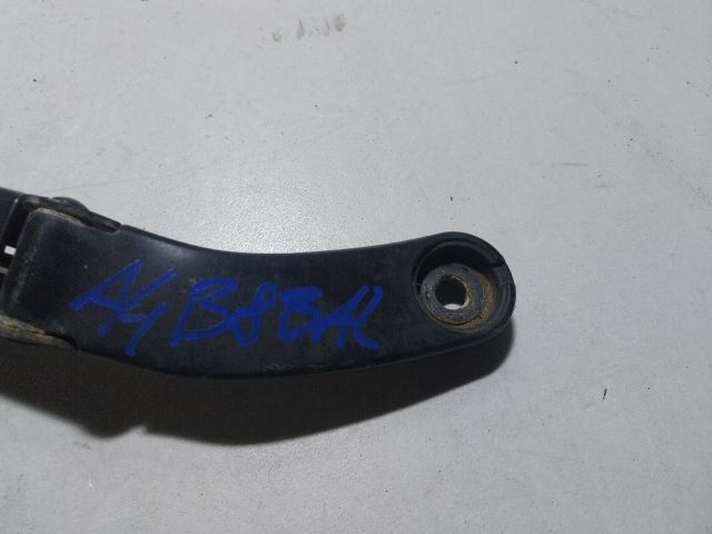 bontott AUDI A4 B8 Bal első Ablaktörlő Kar