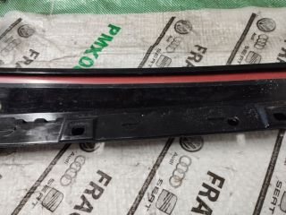 bontott AUDI A4 B8 Bal első Ajtó Díszléc