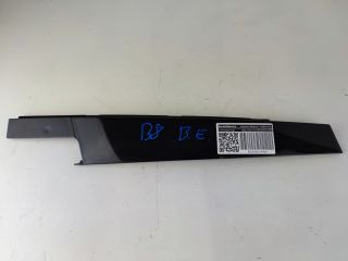 bontott AUDI A4 B8 Bal első Ajtó Díszléc