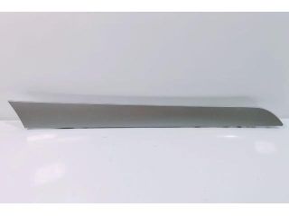 bontott AUDI A4 B8 Bal első Ajtó Díszléc