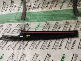 bontott AUDI A4 B8 Bal első Ajtó Díszléc