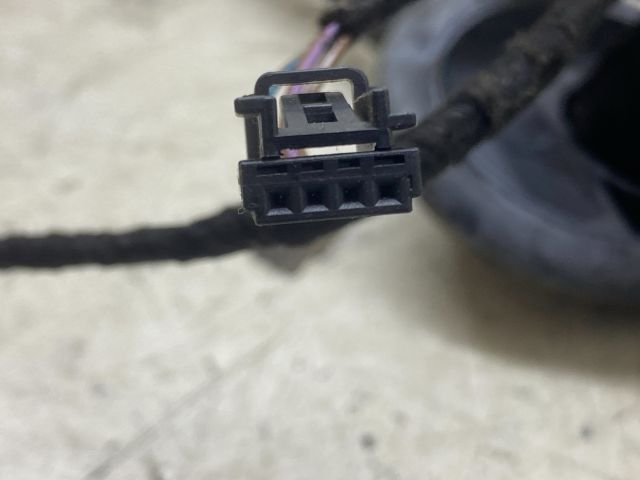 bontott AUDI A4 B8 Bal első Ajtó Kábelköteg