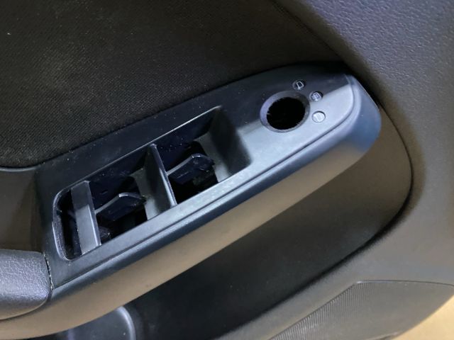 bontott AUDI A4 B8 Bal első Ajtó Kárpit