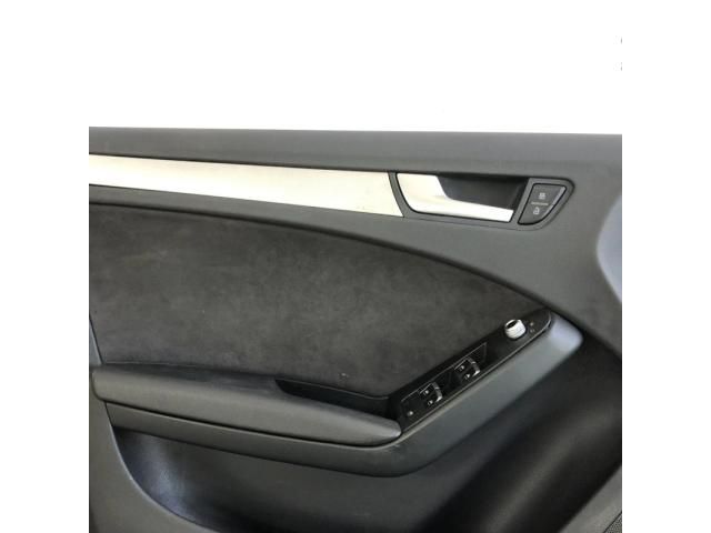 bontott AUDI A4 B8 Bal első Ajtó Kárpit