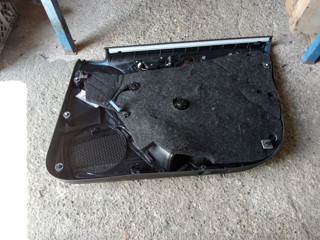 bontott AUDI A4 B8 Bal első Ajtó Kárpit