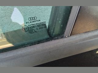 bontott AUDI A4 B8 Bal első Ajtó (Részeivel)