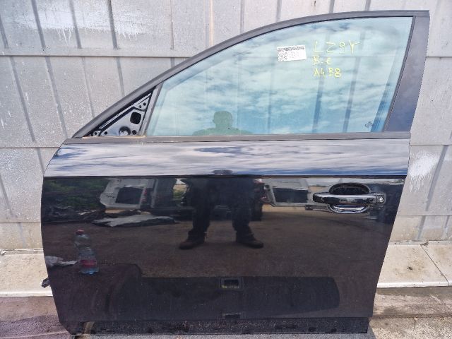 bontott AUDI A4 B8 Bal első Ajtó (Részeivel)