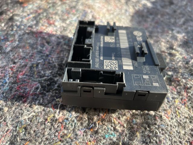 bontott AUDI A4 B8 Bal első Ajtó Vezérlőegység