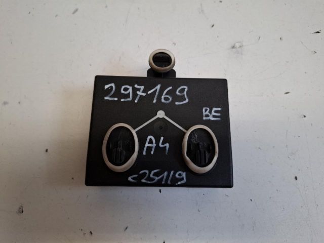 bontott AUDI A4 B8 Bal első Ajtó Vezérlőegység