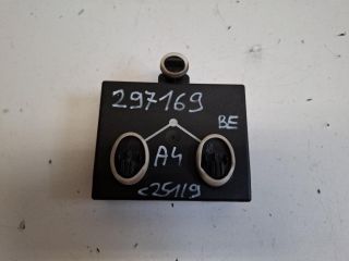 bontott AUDI A4 B8 Bal első Ajtó Vezérlőegység