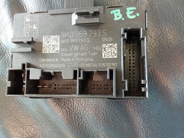 bontott AUDI A4 B8 Bal első Ajtó Vezérlőegység