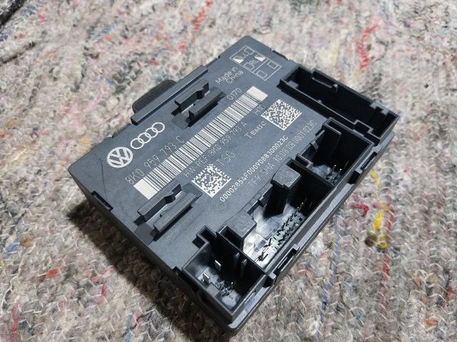 bontott AUDI A4 B8 Bal első Ajtó Vezérlőegység