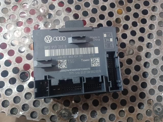 bontott AUDI A4 B8 Bal első Ajtó Vezérlőegység