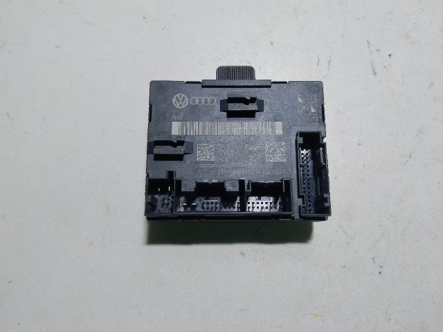 bontott AUDI A4 B8 Bal első Ajtó Vezérlőegység