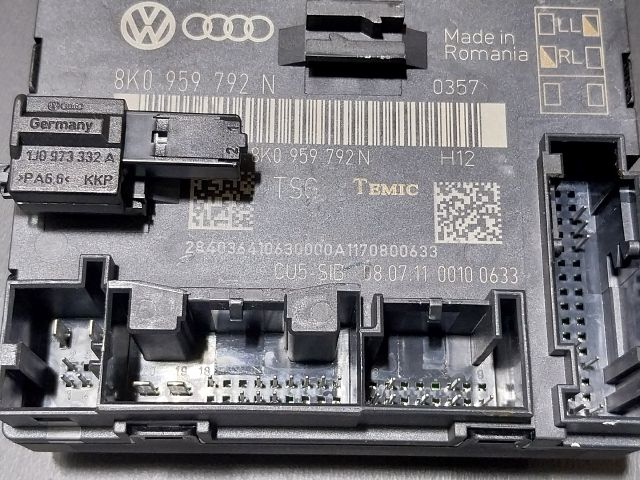 bontott AUDI A4 B8 Bal első Ajtó Vezérlőegység