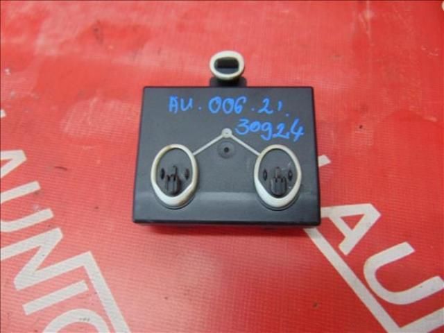 bontott AUDI A4 B8 Bal első Ajtó Vezérlőegység