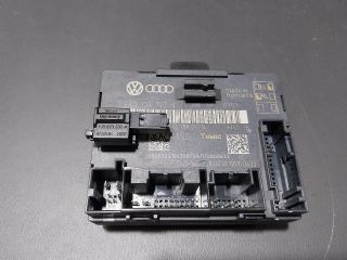 bontott AUDI A4 B8 Bal első Ajtó Vezérlőegység