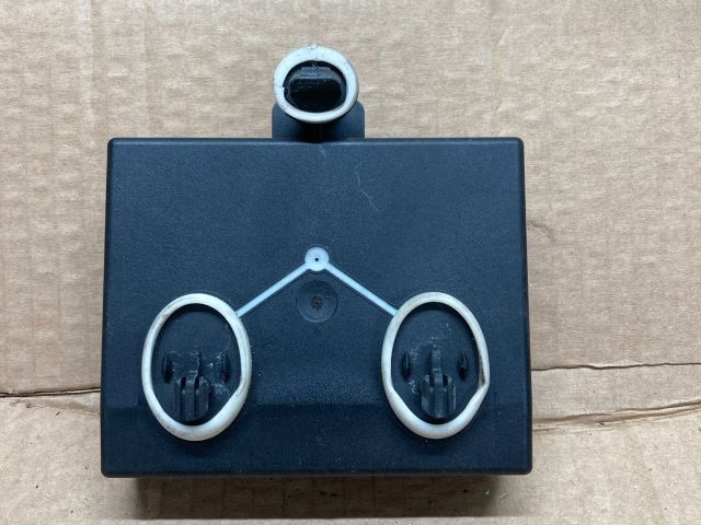 bontott AUDI A4 B8 Bal első Ajtó Vezérlőegység