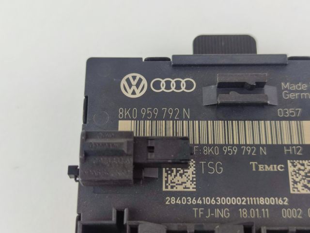 bontott AUDI A4 B8 Bal első Ajtó Vezérlőegység