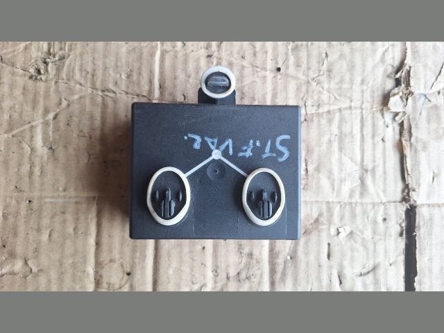 bontott AUDI A4 B8 Bal első Ajtó Vezérlőegység