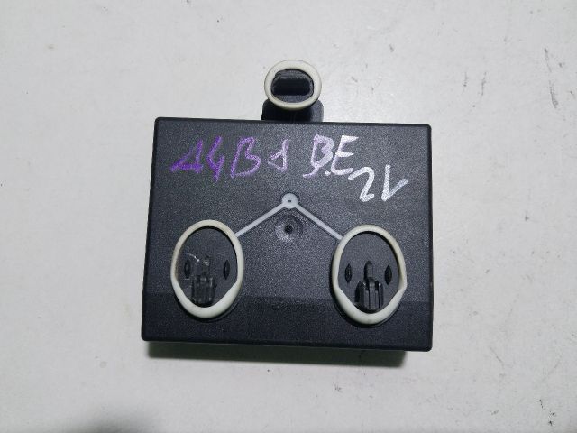 bontott AUDI A4 B8 Bal első Ajtó Vezérlőegység