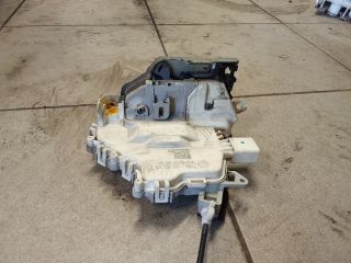 bontott AUDI A4 B8 Bal első Ajtózár