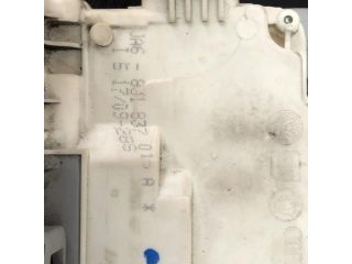 bontott AUDI A4 B8 Bal első Ajtózár