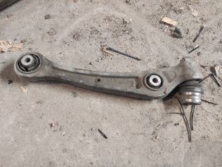 bontott AUDI A4 B8 Bal első Alsó Lengőkar