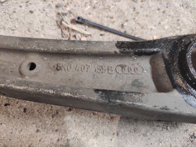 bontott AUDI A4 B8 Bal első Alsó Lengőkar