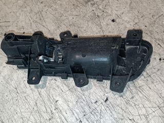 bontott AUDI A4 B8 Bal első Belső Kilincs