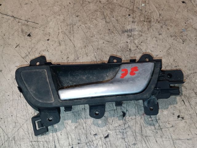 bontott AUDI A4 B8 Bal első Belső Kilincs