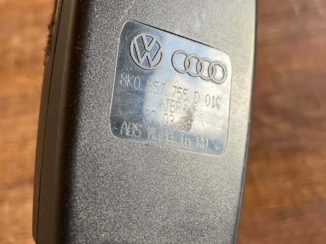 bontott AUDI A4 B8 Bal első Biztonsági Öv Csat