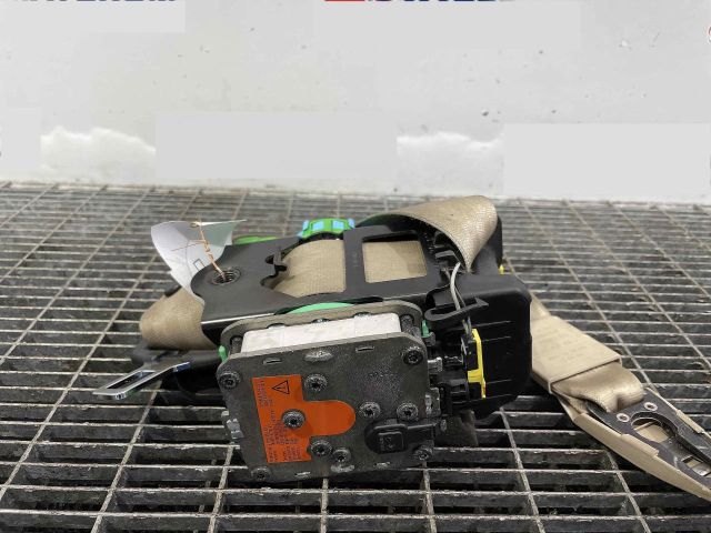 bontott AUDI A4 B8 Bal első Biztonsági Öv