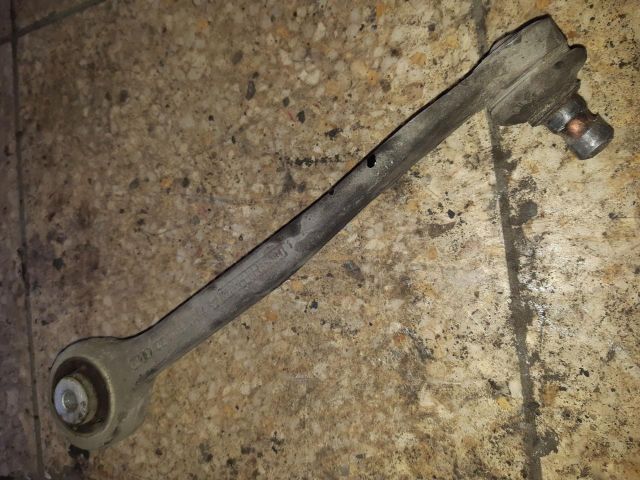 bontott AUDI A4 B8 Bal első Felső Első Lengőkar