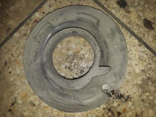 bontott AUDI A4 B8 Bal első Felső Rugótányér