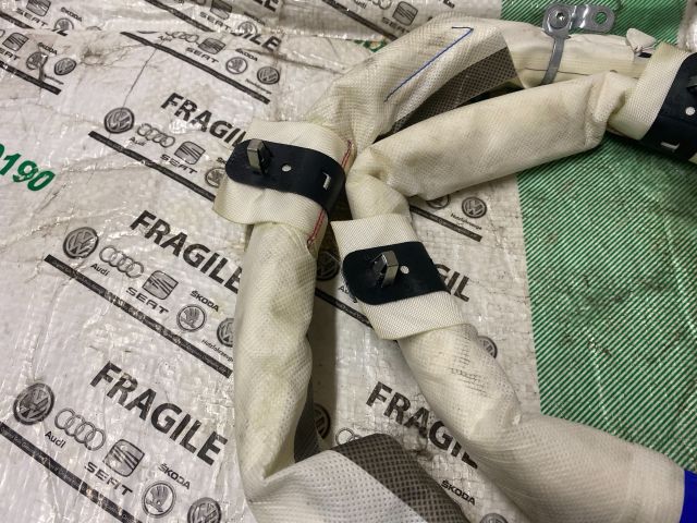 bontott AUDI A4 B8 Bal első Függöny Légzsák