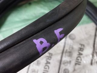 bontott AUDI A4 B8 Bal első Gumikéder