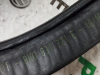 bontott AUDI A4 B8 Bal első Gumikéder