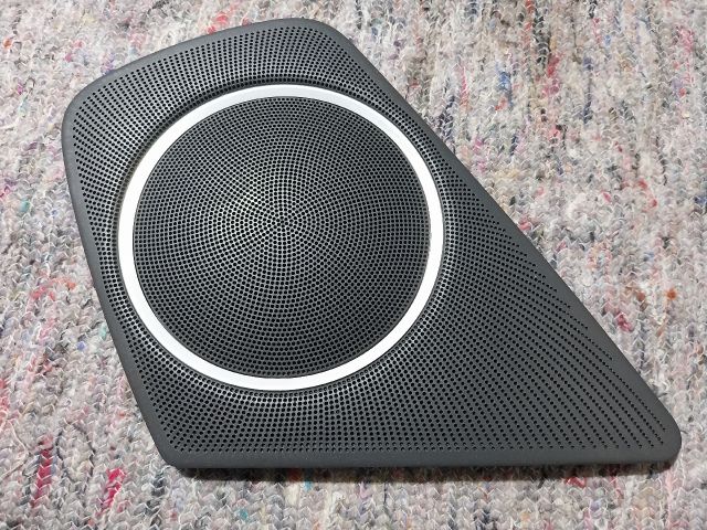 bontott AUDI A4 B8 Bal első Hangszóró Burkolat